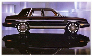 1983 Chrysler New Yorker (Cdn)-03-04.jpg